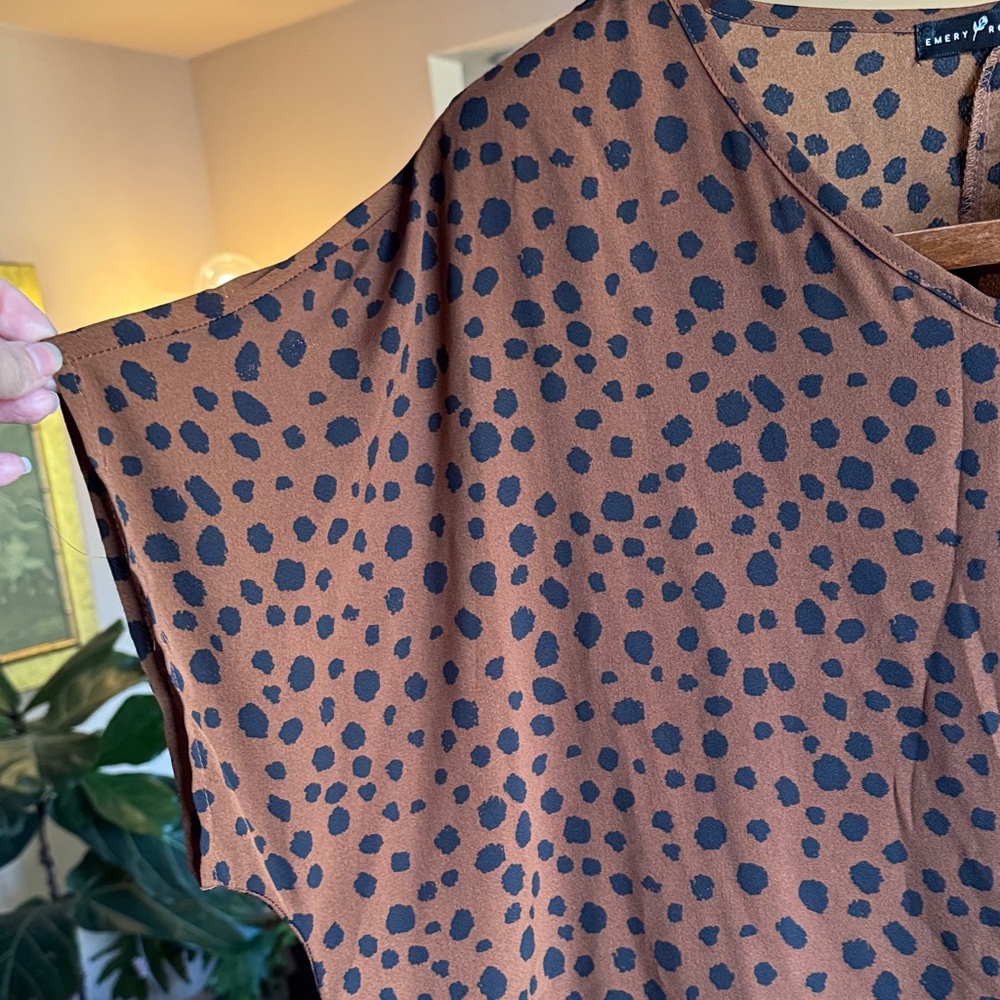 Emory Rose Leopard Print Dress - Picture 3 of 6